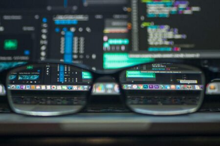 How can we monitor where Leiden researchers deposit their data? A comparative analysis between open sources